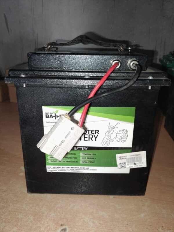 WhatsApp Image 2025-11-13 at 12.45.44 Eco-friendly 12V 100Ah Lithium Battery (1.2 kWh)